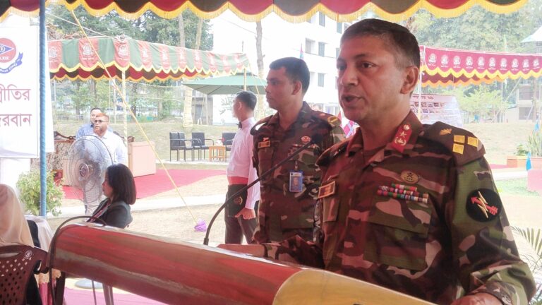 আগামীতেও মানুষের কল্যানে কাজ করে যাবে সেনাবাহিনী  – ব্রিগেড কমান্ডার মেহেদী হাসান