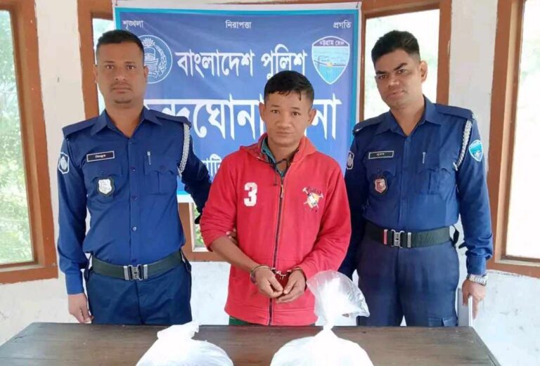 চন্দ্রঘোনা পুলিশের অভিযানে ২০ লিটার দেশীয় চোলাইমদসহ আটক ১